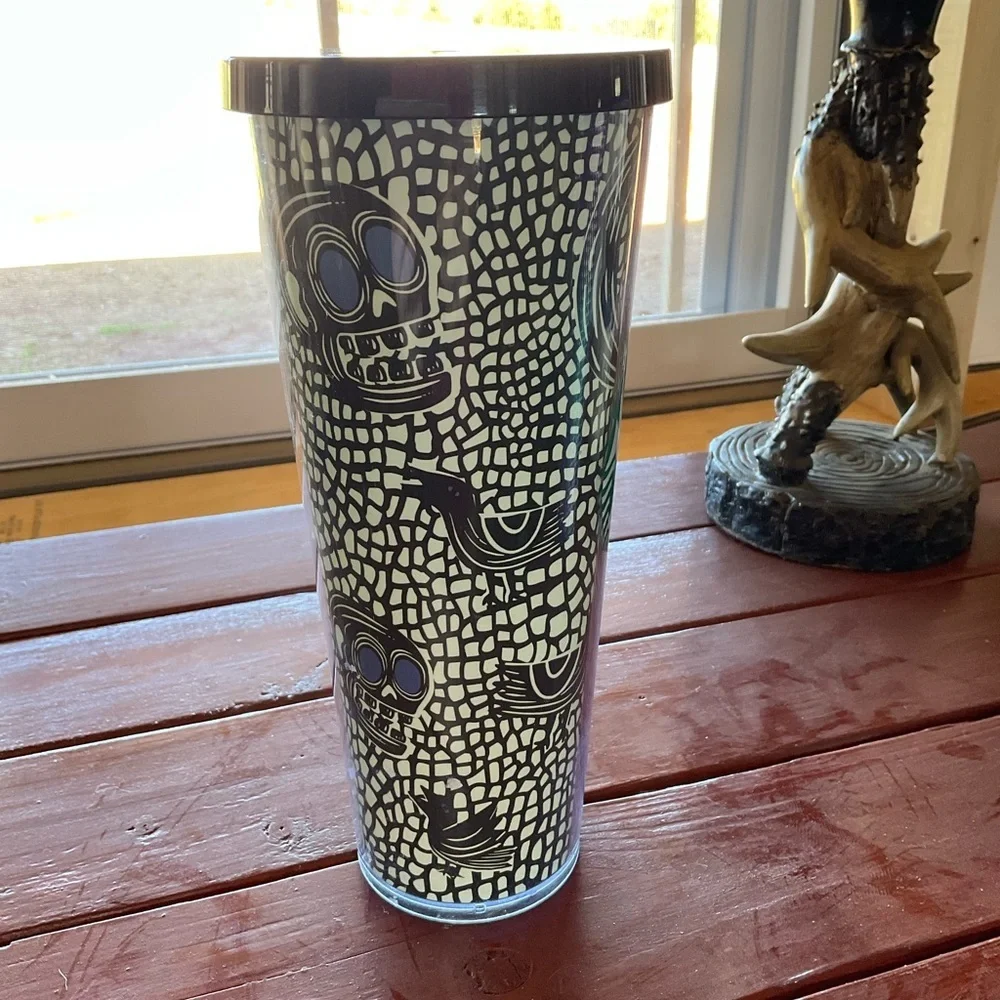 Starbucks 2020 skull Halloween 24oz Tumbler. No straw.